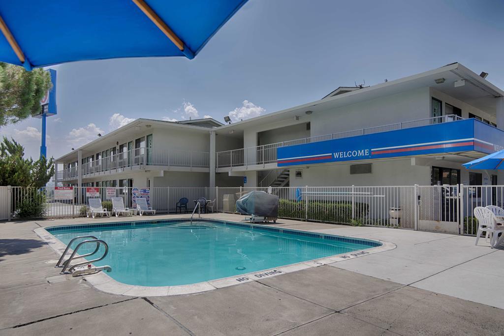 Motel 6-Reno, Nv - West Exterior foto